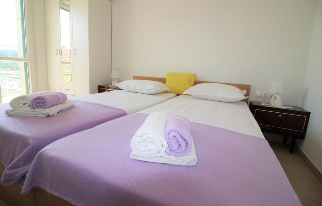 Privatna Soba Gita Apartment ซูมาร์ติน ภายนอก รูปภาพ